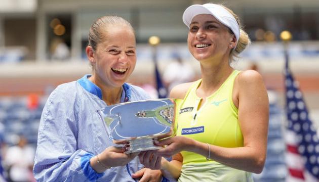 Людмила Кіченок з'явиться на кортах в перший день фіналу WTA.